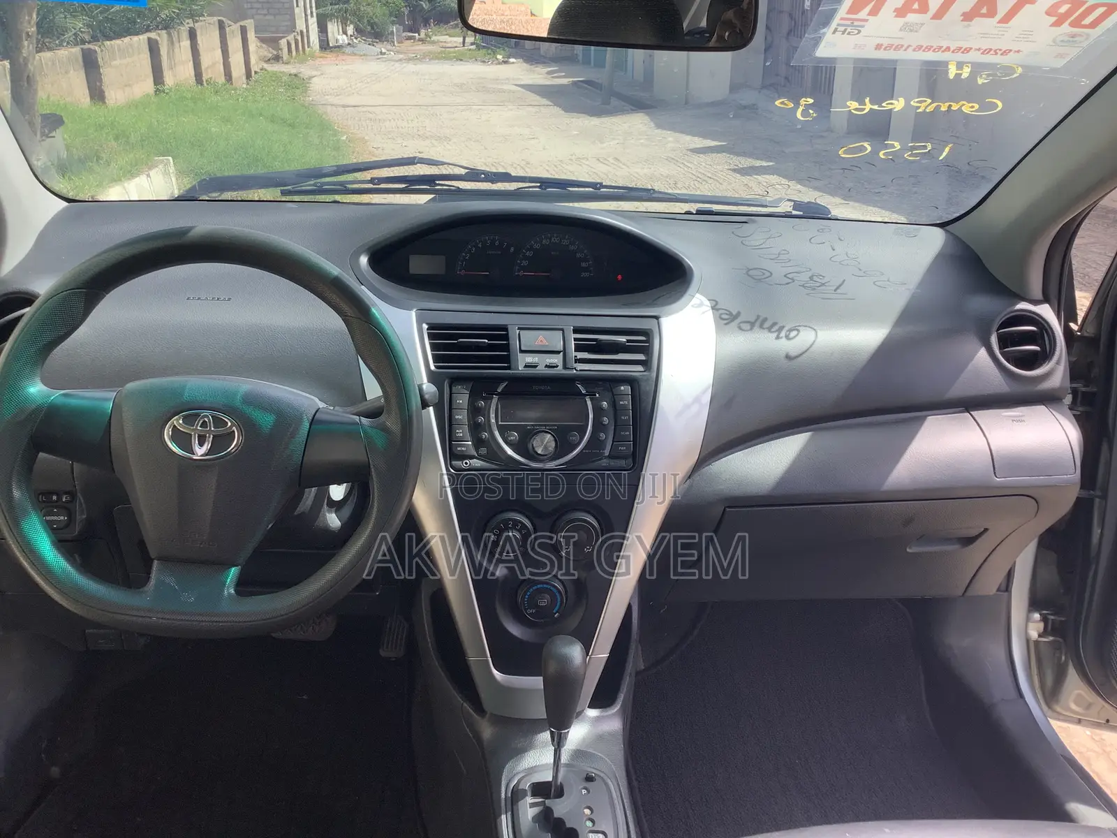Toyota Vios 2010 Green