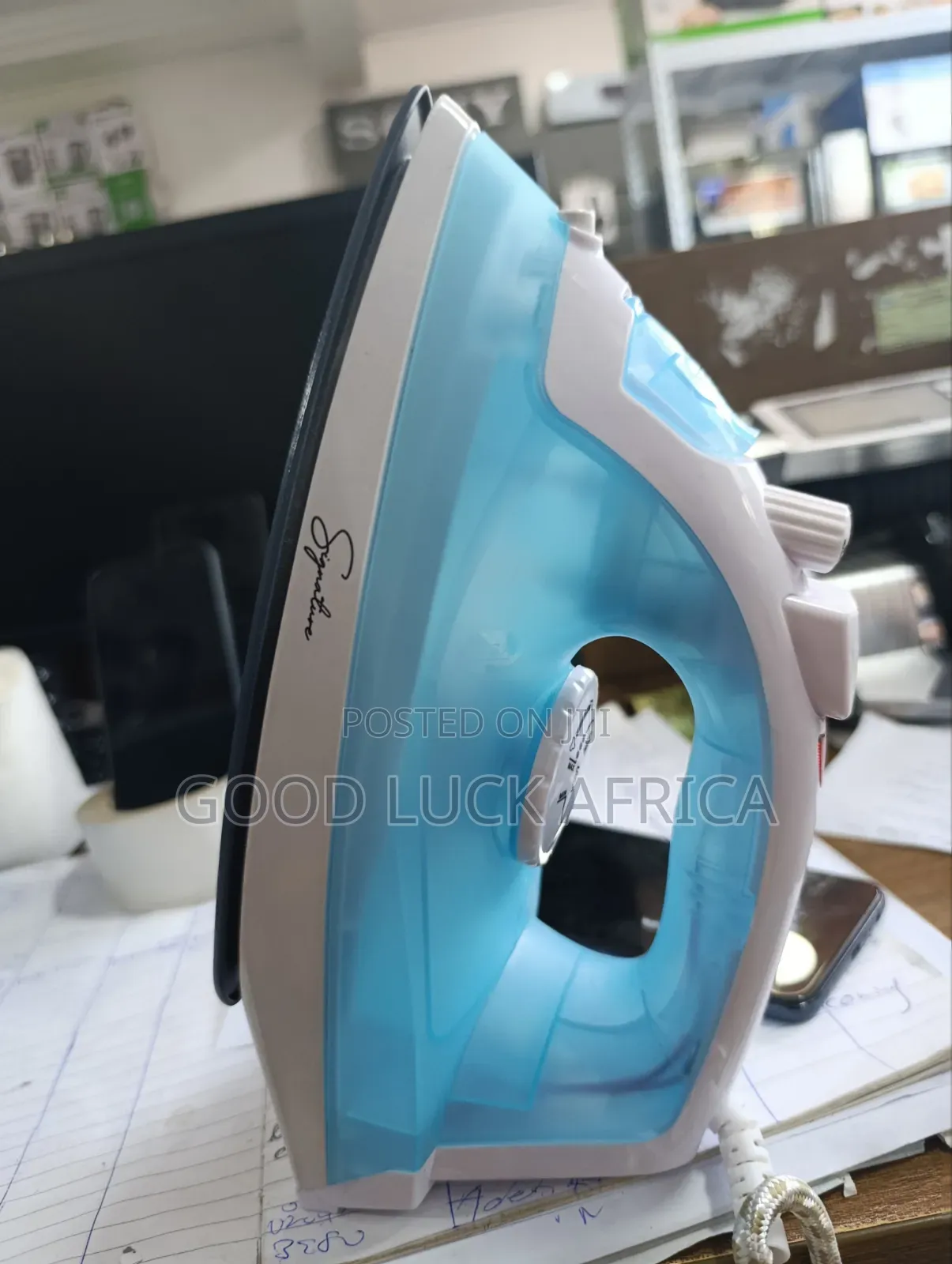 Decakila Steam Iron 1600w – Keen020l