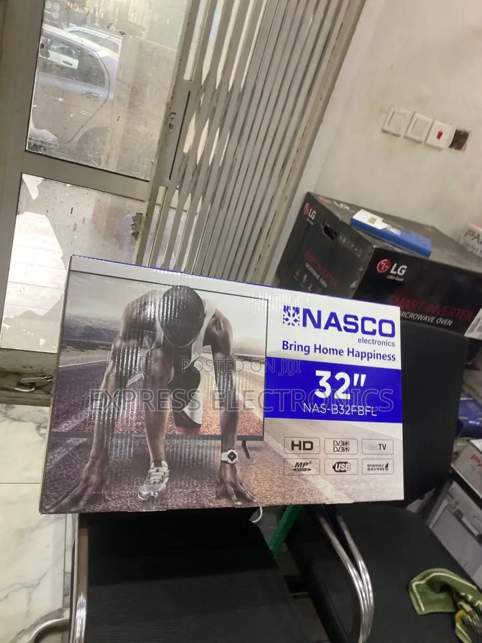 Available Now at Store FHD Satellite Digital Nasco 32”Tv