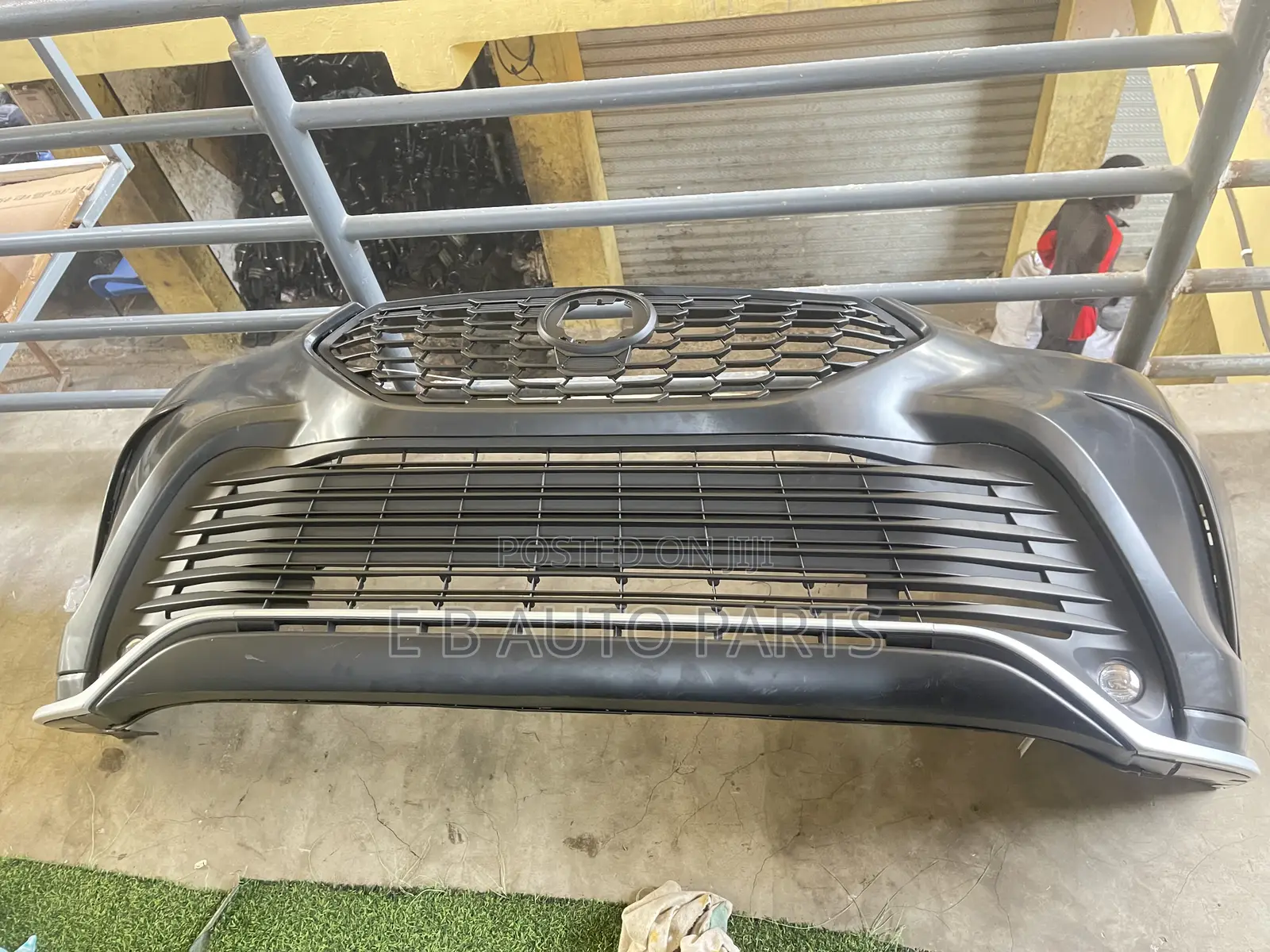 Highlander 2022 Front Bumper Complete