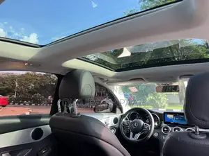 Mercedes-Benz C300 Base C300 RWD Sedan 2019 White