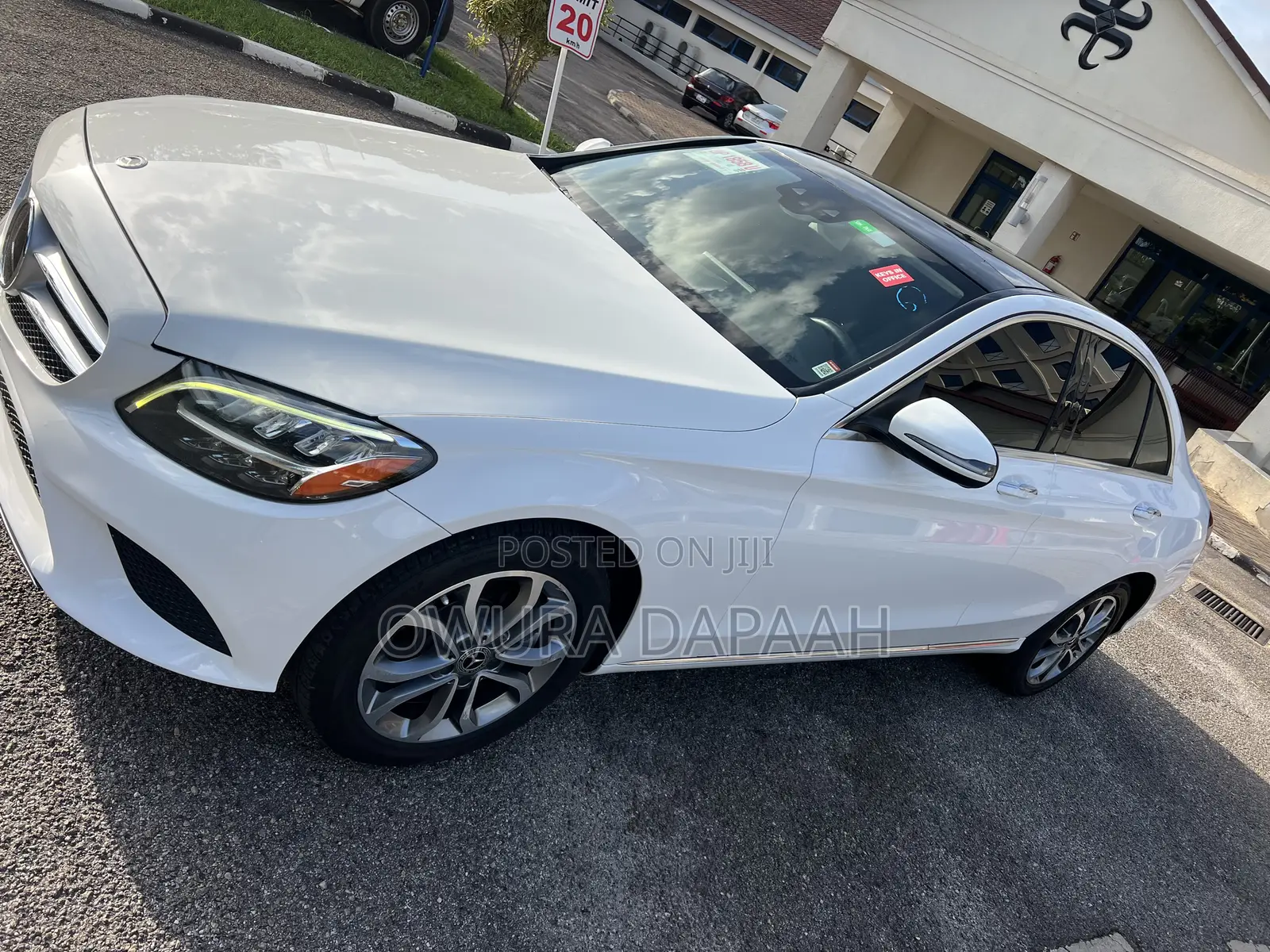 Mercedes-Benz C300 2020 White