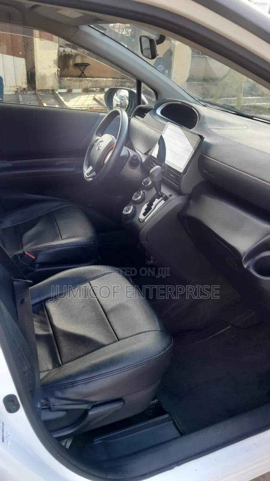 Toyota Sienta 2016 White