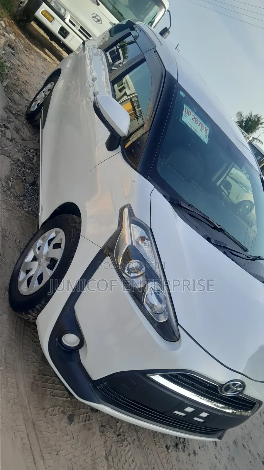Toyota Sienta 2016 White