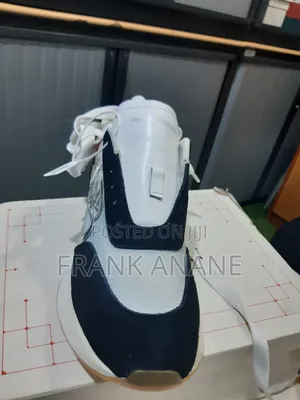 Alexander McQueen Sneaker