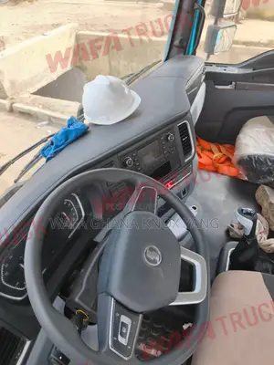Shacman Tractor Head