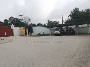5 Plots of Land With Warehouse for Sale at Ejuso