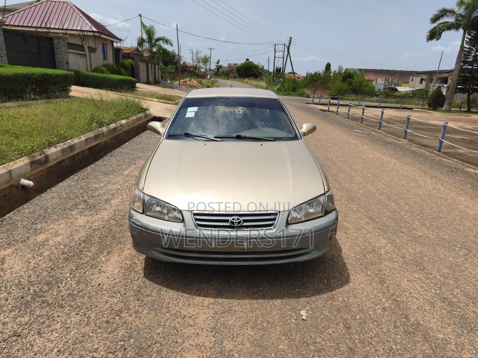 Toyota Camry LE 4dr Sedan (2.2L 4cyl 4A) 2001 Silver