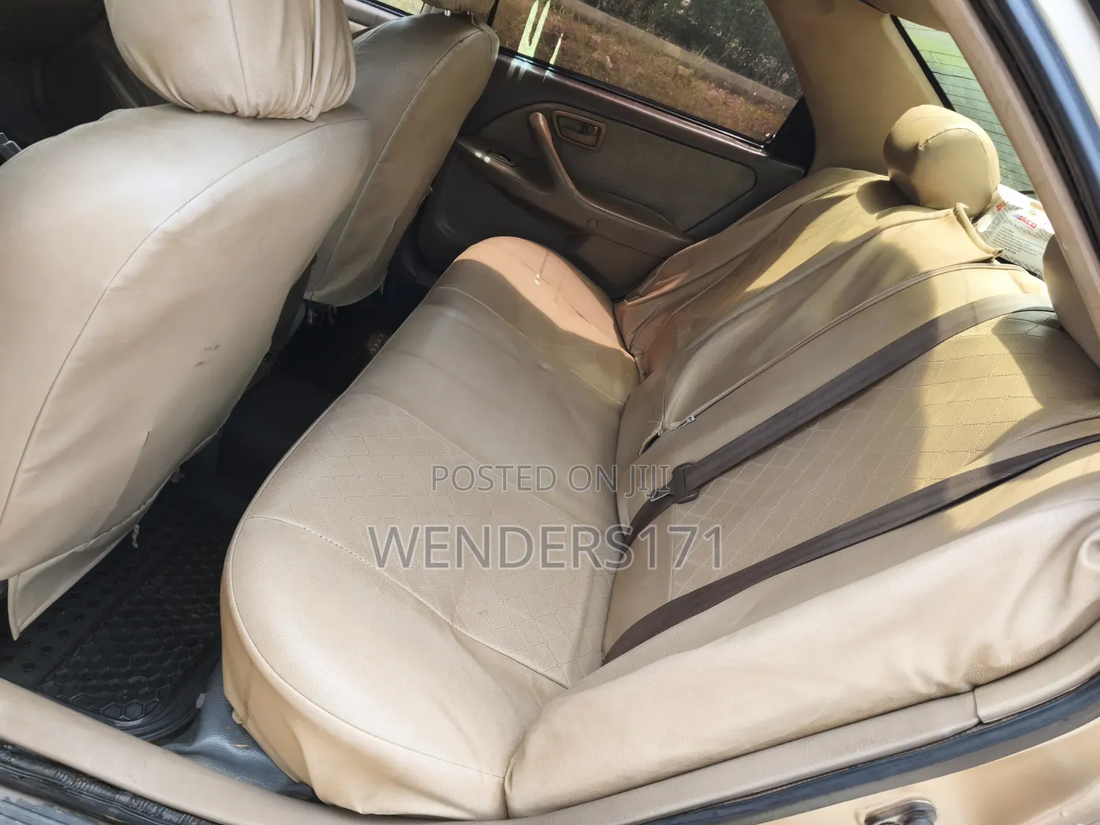 Toyota Camry LE 4dr Sedan (2.2L 4cyl 4A) 2001 Silver