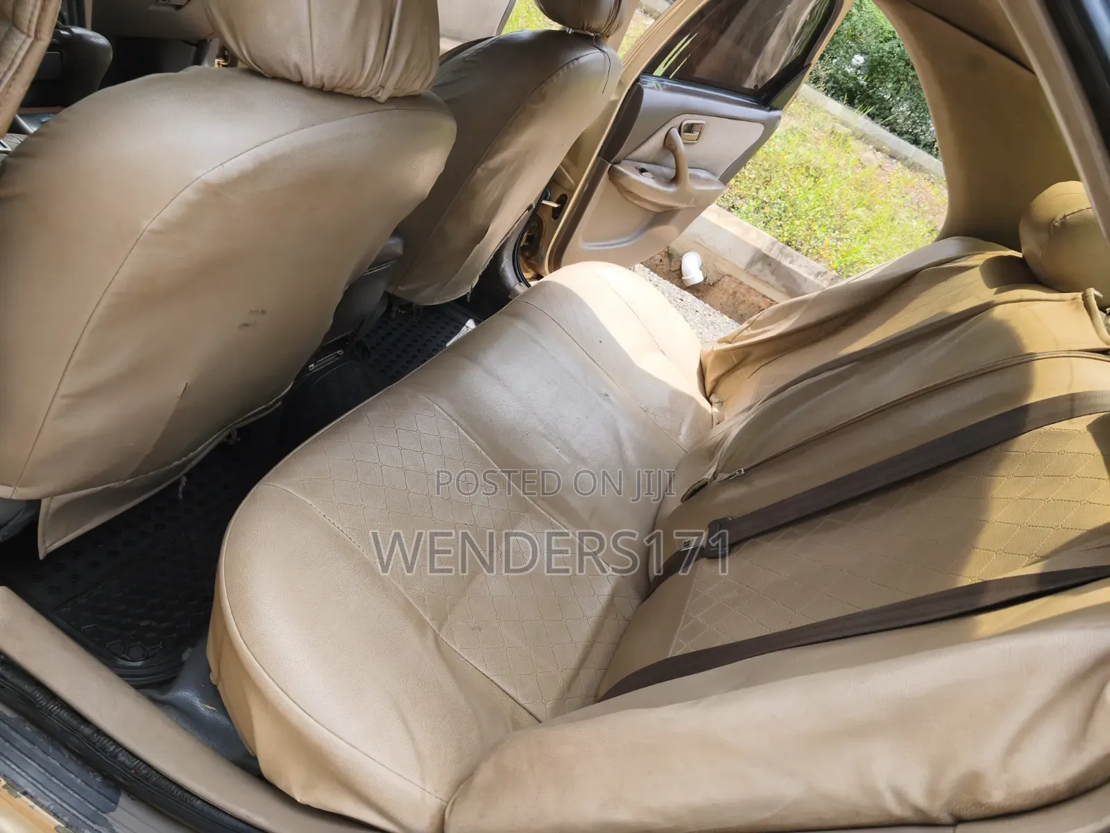 Toyota Camry LE 4dr Sedan (2.2L 4cyl 4A) 2001 Silver