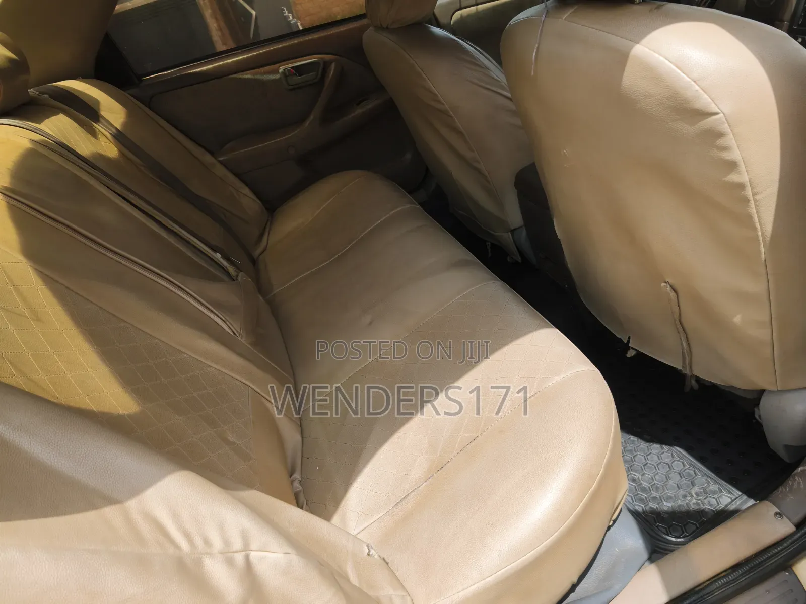 Toyota Camry LE 4dr Sedan (2.2L 4cyl 4A) 2001 Silver
