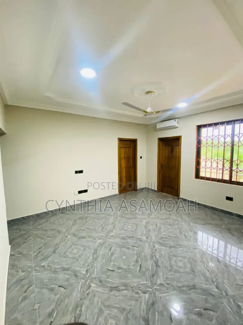 Furnished 2bdrm Apartment in Gladys Apartments, Olebu for rent