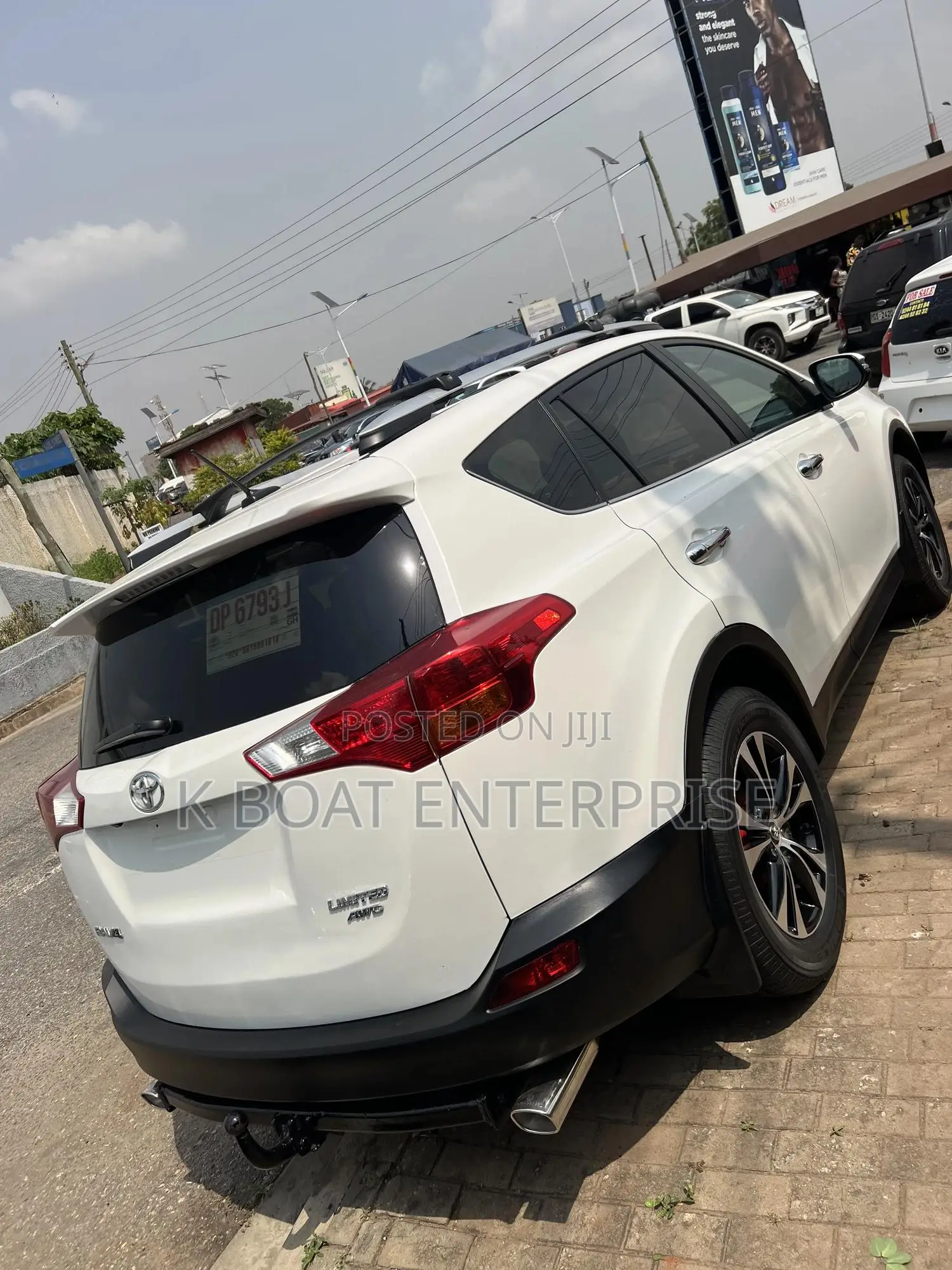 Toyota RAV4 Limited 4dr SUV AWD (2.5L 4cyl 6A) 2015 White