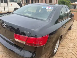 Hyundai Sonata 2000 Black