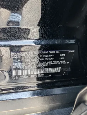 Toyota RAV4 XLE 2025 Black