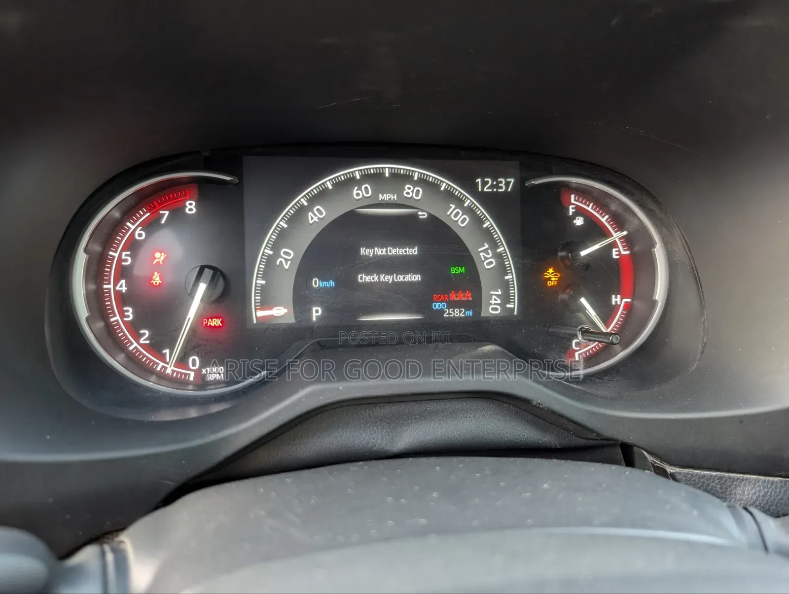 Toyota RAV4 XLE 2025 Black