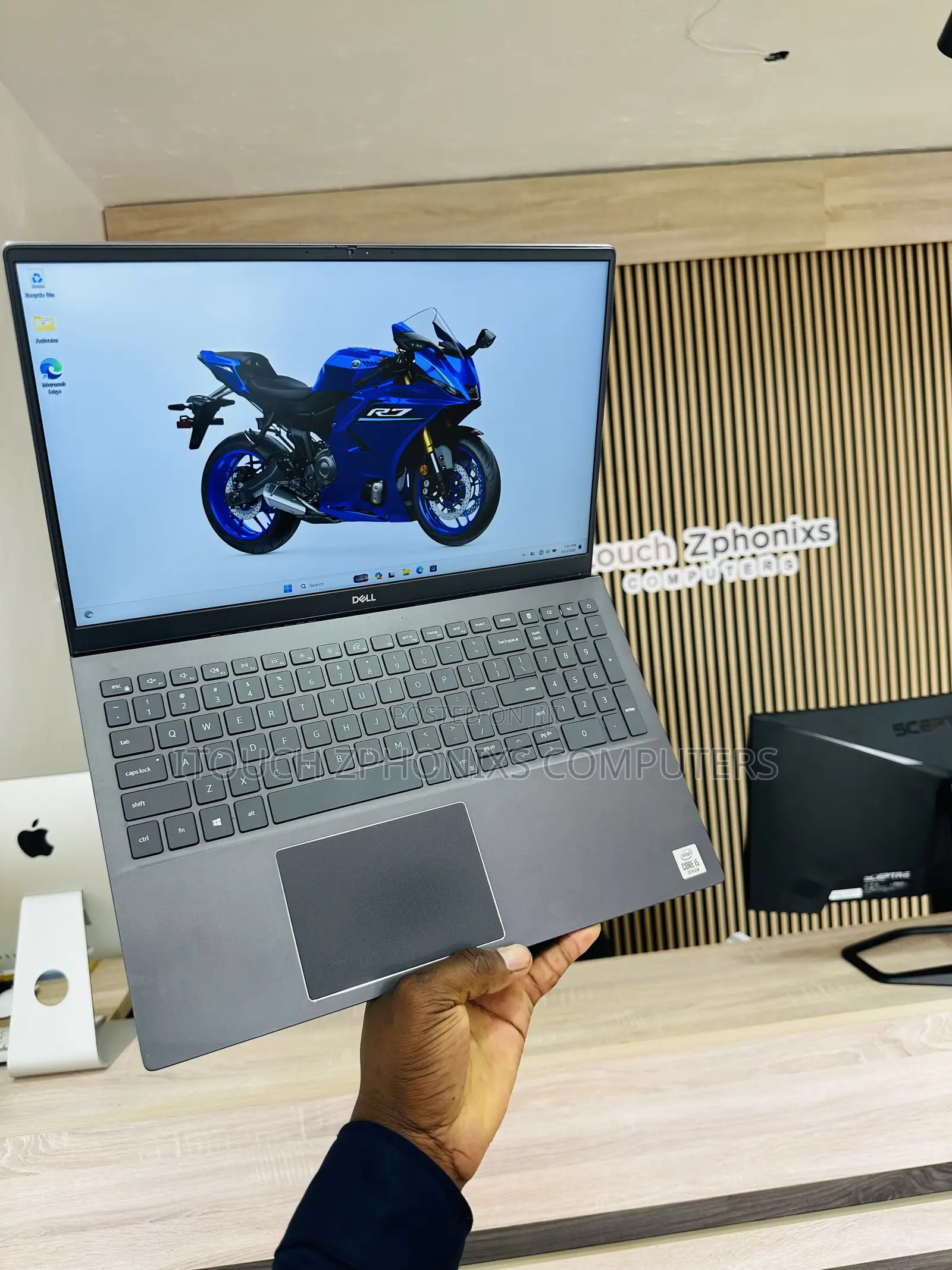 Laptop Dell Vostro 15 5568 16GB Intel Core i5 SSD 256GB
