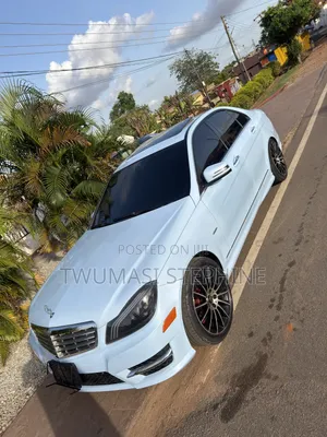 Mercedes-Benz C250 2014 Pearl