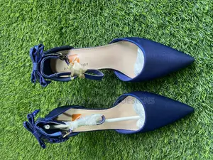 Midnight Elegance Bow-Tie Pointed Heels
