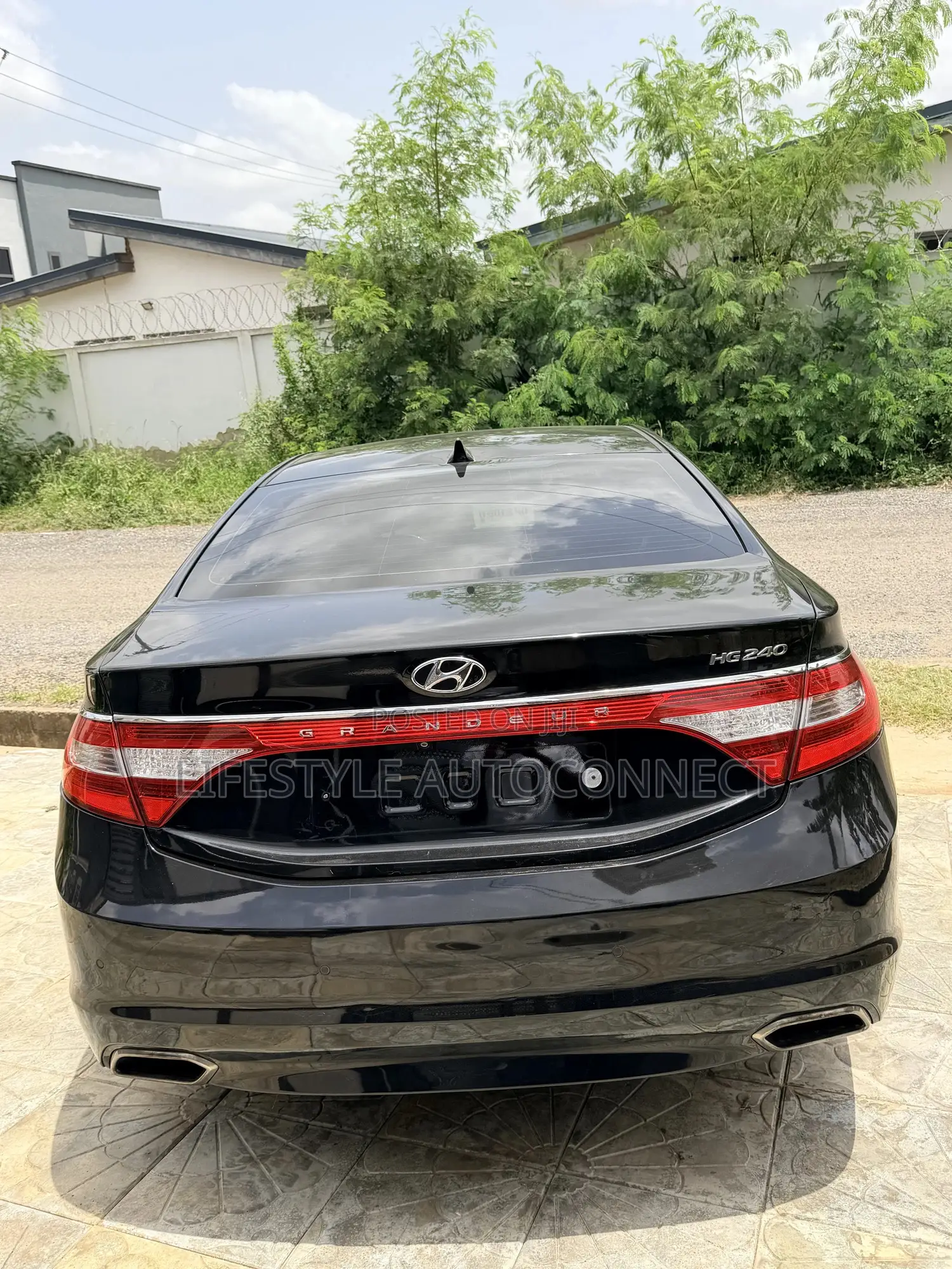 Hyundai Grandeur 2015 Black