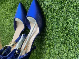 Midnight Elegance Bow-Tie Pointed Heels