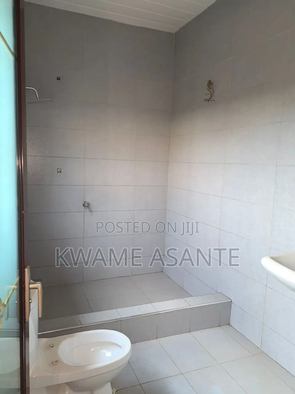 Furnished 5bdrm House in Kumasi Metropolitan for sale