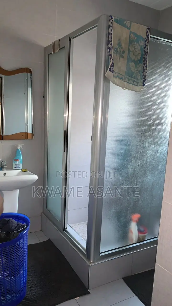 Furnished 5bdrm House in Kumasi Metropolitan for sale