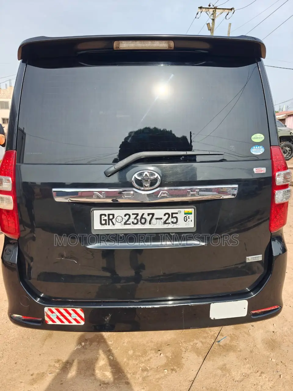 Toyota Noah 2.0 AWD (7 Seater) 2016 Black