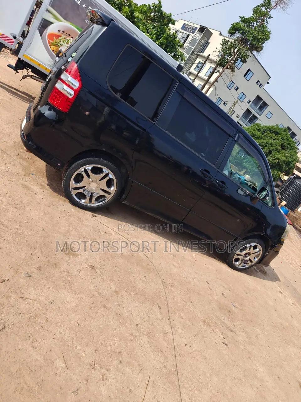 Toyota Noah 2.0 AWD (7 Seater) 2016 Black