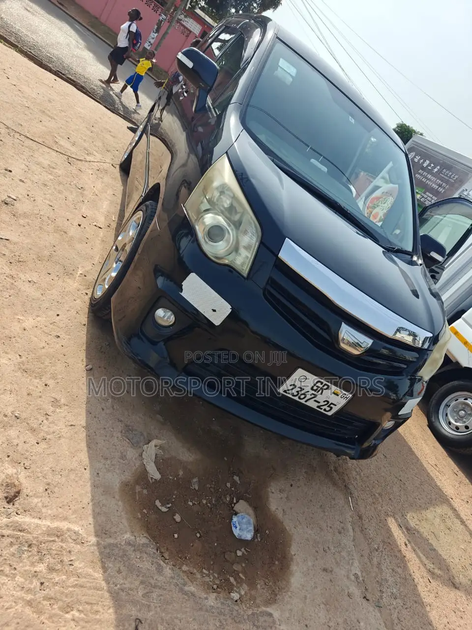 Toyota Noah 2.0 AWD (7 Seater) 2016 Black