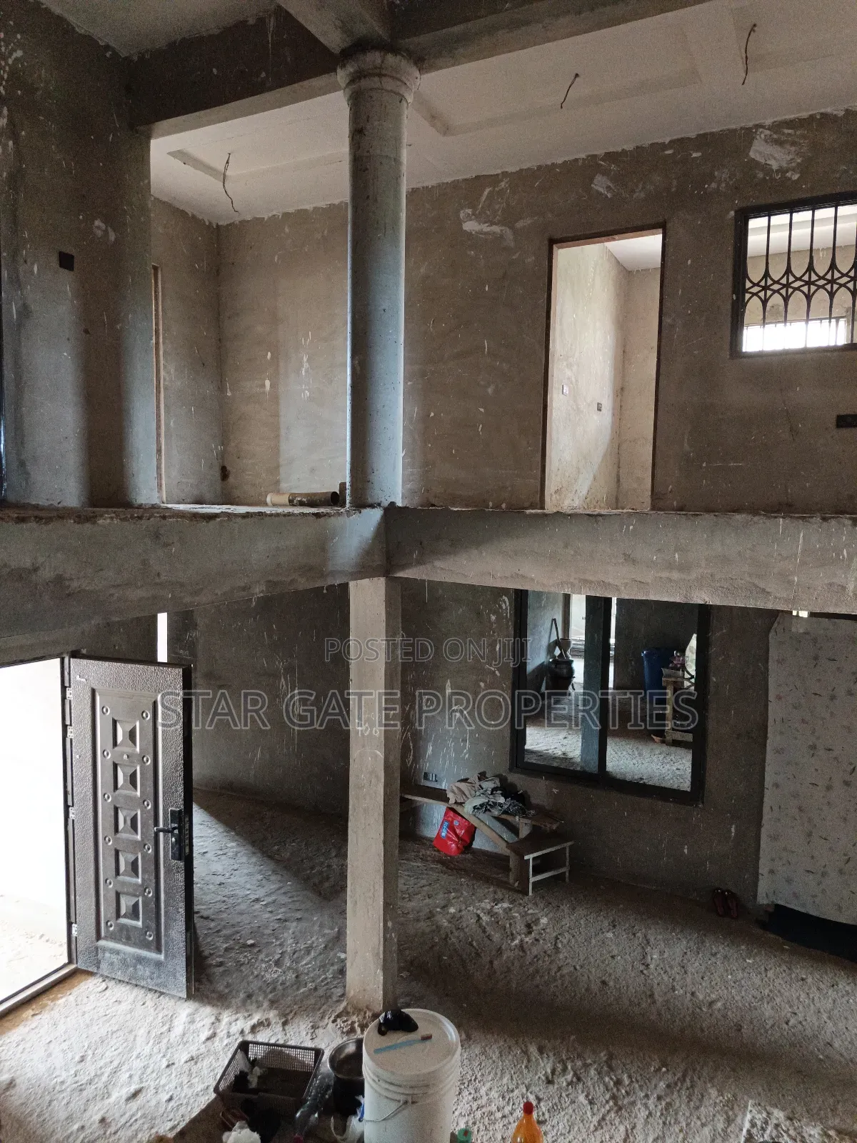 7bdrm House in Tanoso Boaso., Kumasi Metropolitan for sale