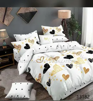 Comfortable Bedroom and Hotel Duvet