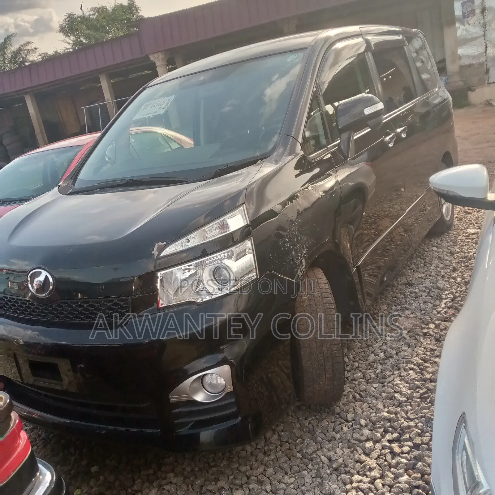 Toyota Voxy 2013 Black