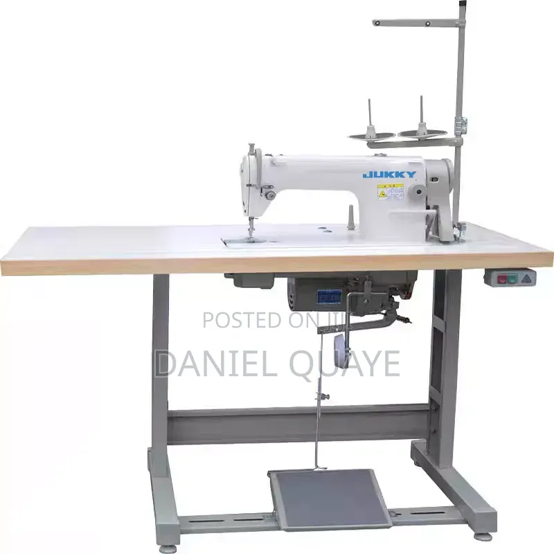 Juuky Overlock Machine