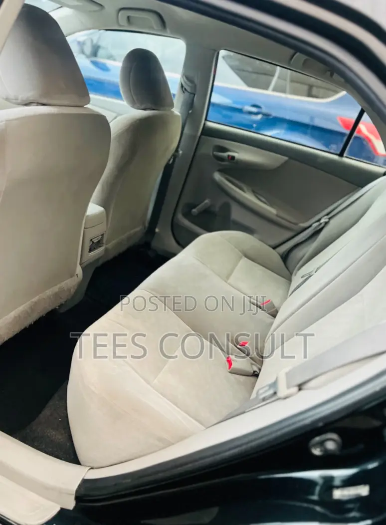 Toyota Corolla 2008 Black