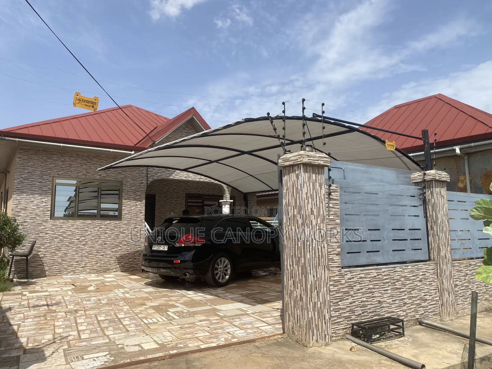 Up Car Canopy Hold