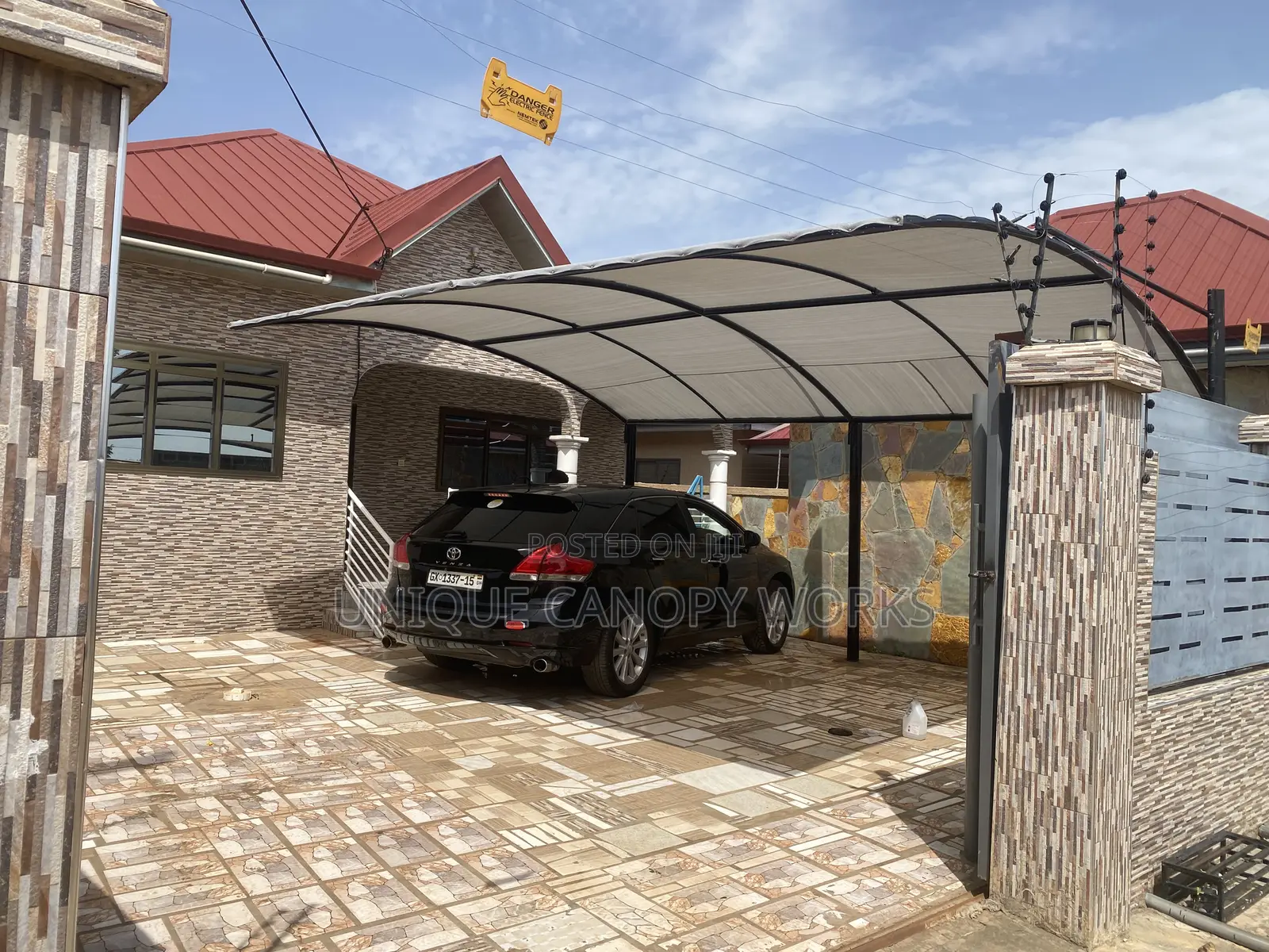 Up Car Canopy Hold