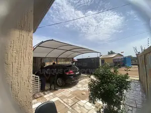 Up Car Canopy Hold