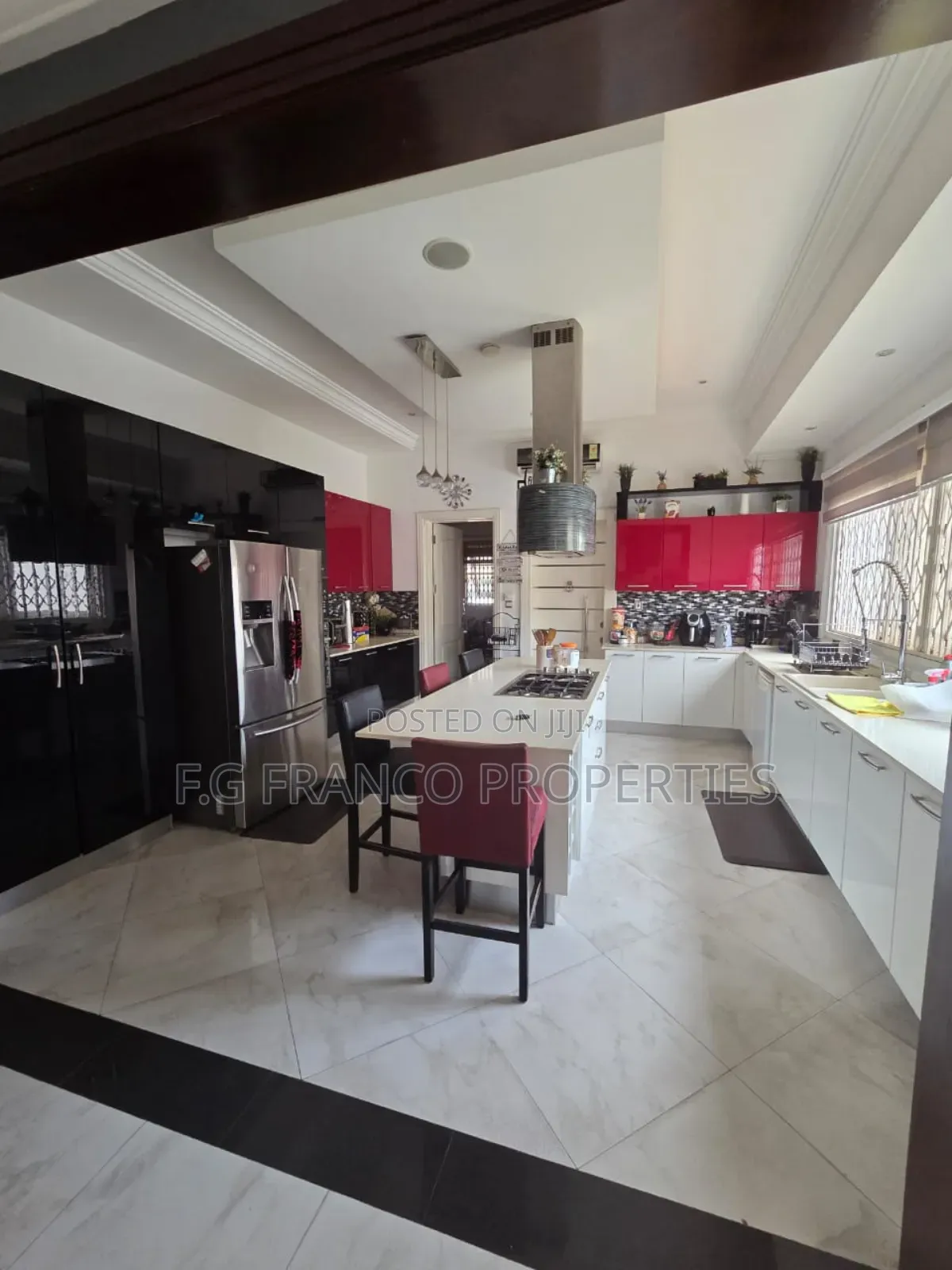5bdrm House in Kg Franco Properties, Spintex for sale