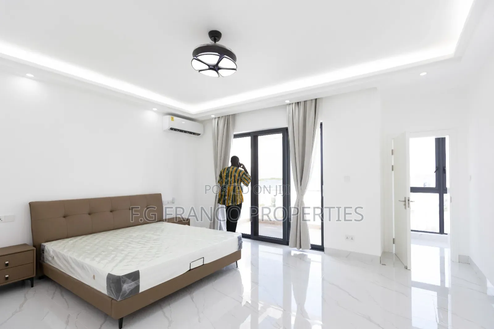 5bdrm House in Kg Franco Properties, Spintex for sale