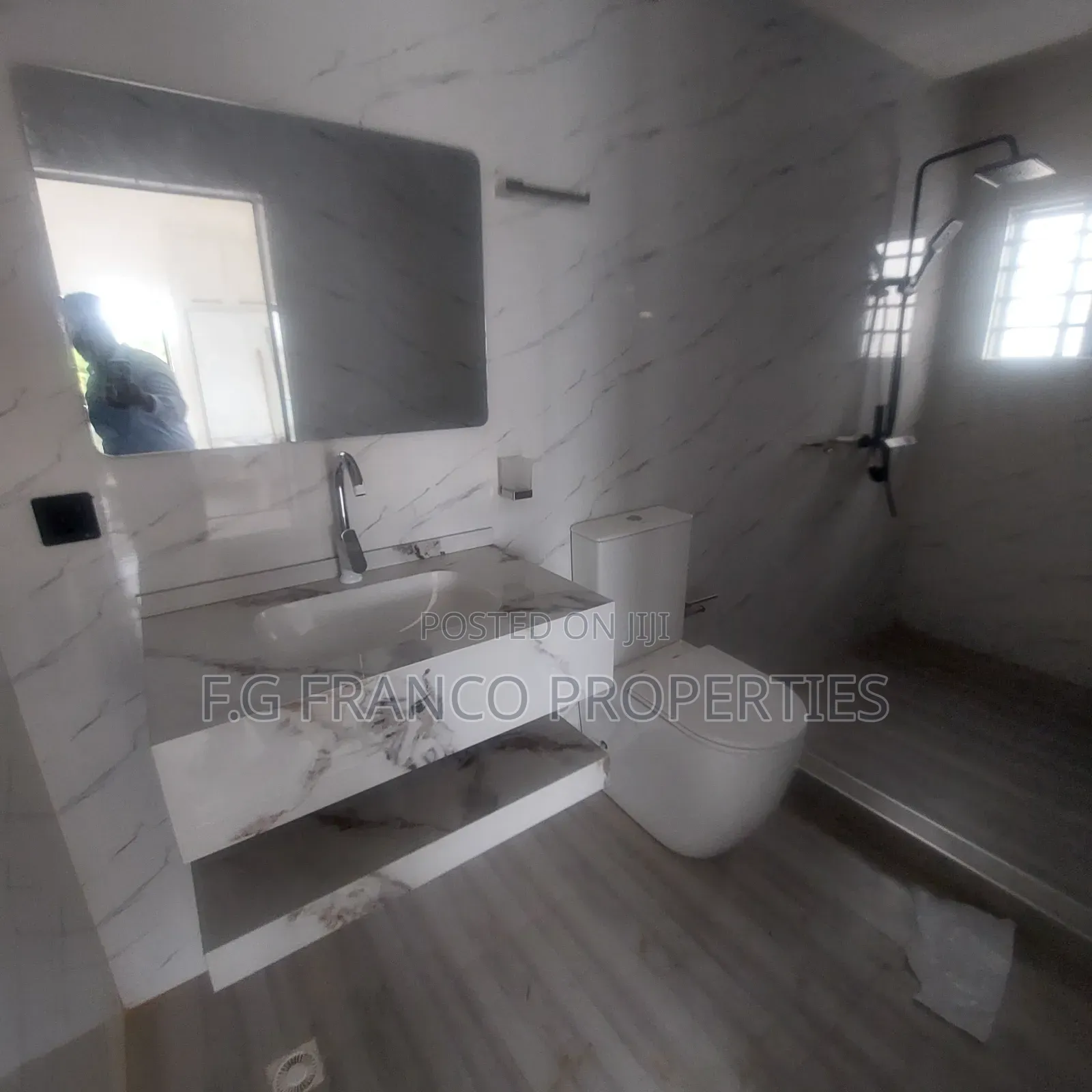 4bdrm House in Kg Franco Properties, Spintex for sale