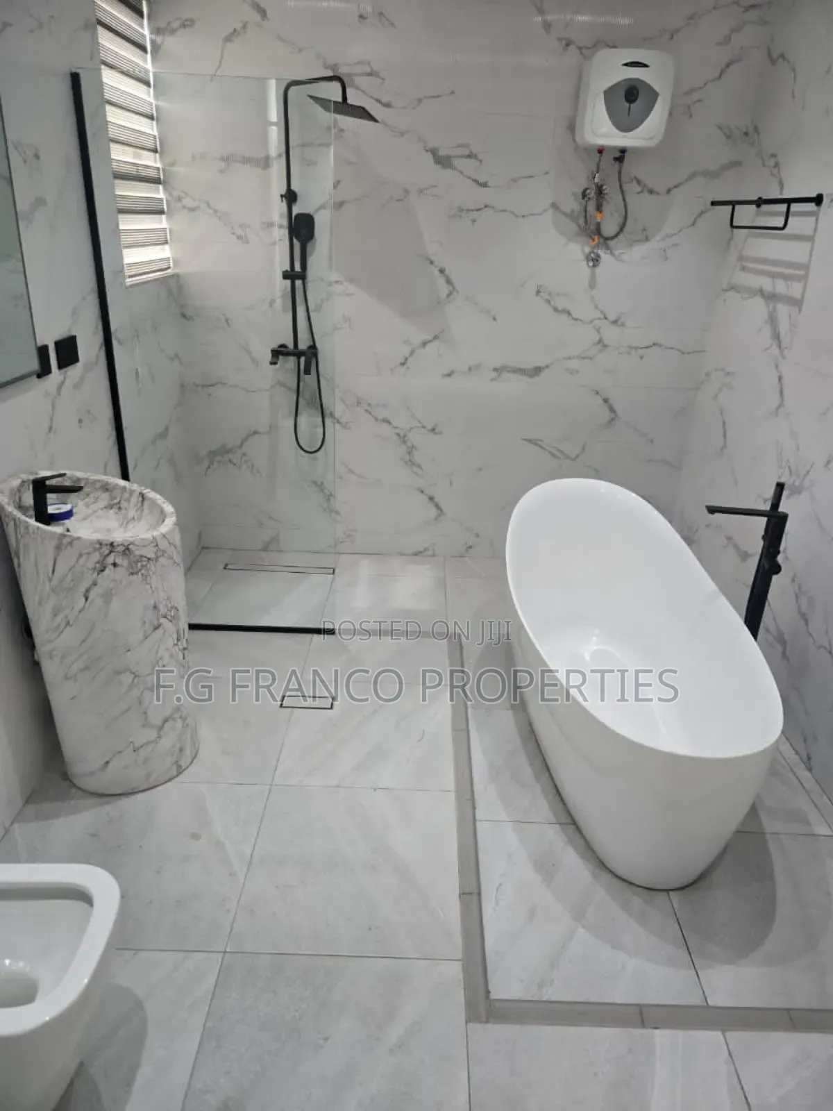 4bdrm House in Kg Franco Properties, Spintex for sale
