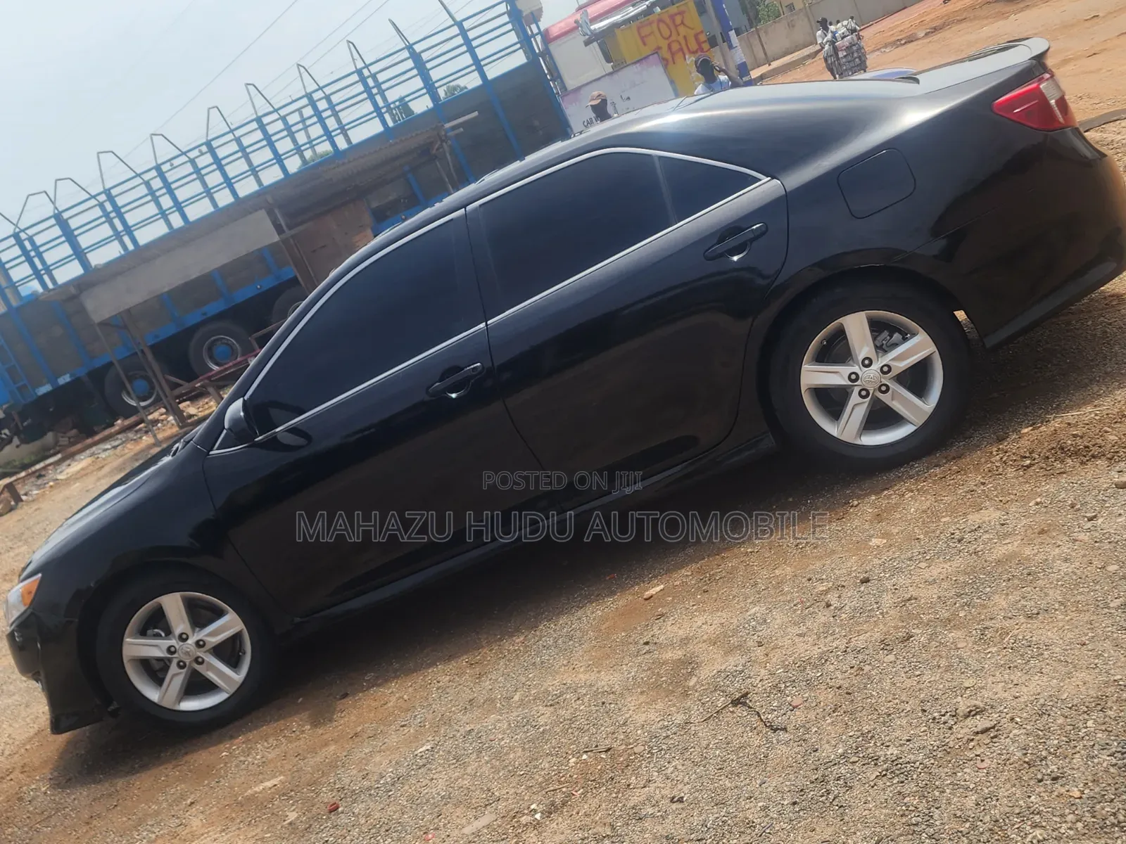Toyota Camry SE 4dr Sedan (2.5L 4cyl 6A) 2013 Black
