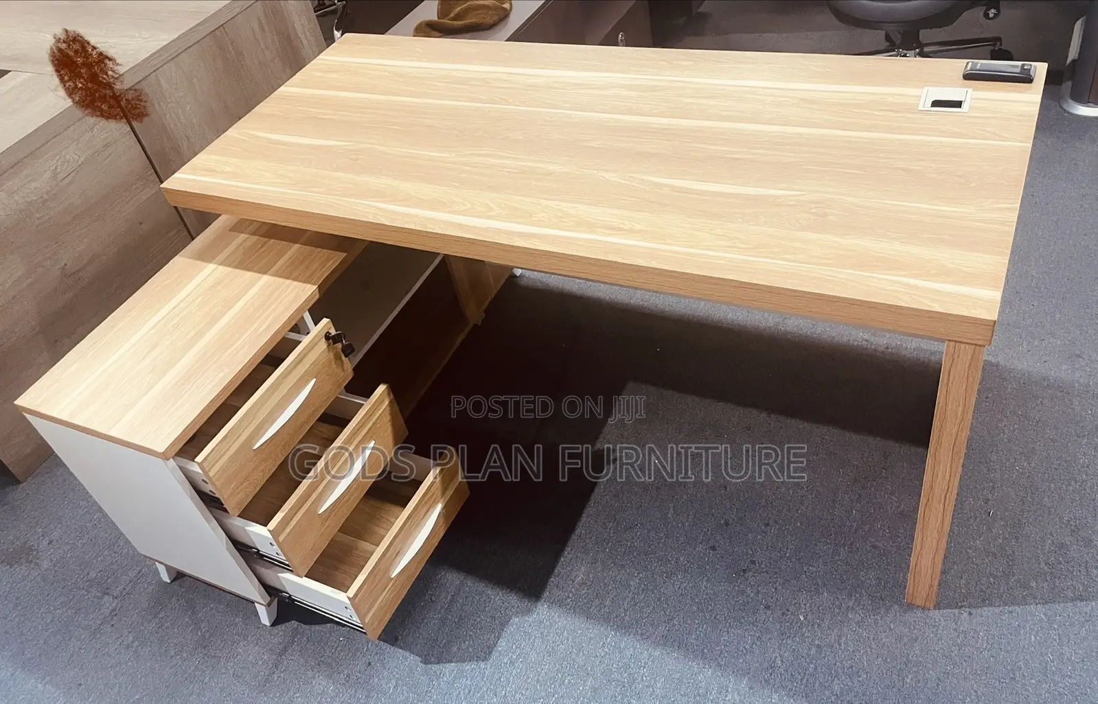 L Shaped Office Desk (2716)