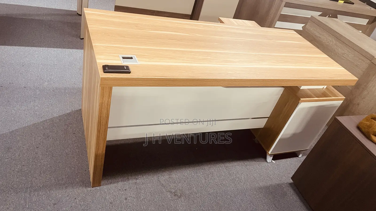 L Shaped Office Desk (2716)