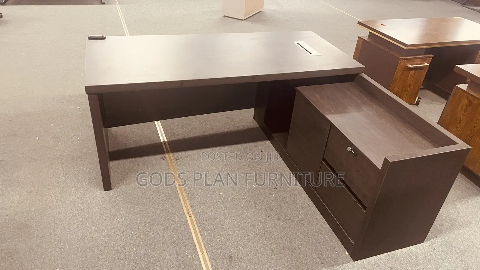 L Shaped Office Table (9304-18)
