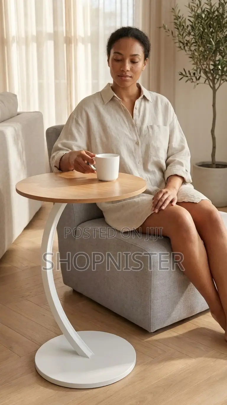 Nordic Style Round Accent Table