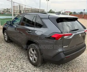 Toyota RAV4 2023 Gray