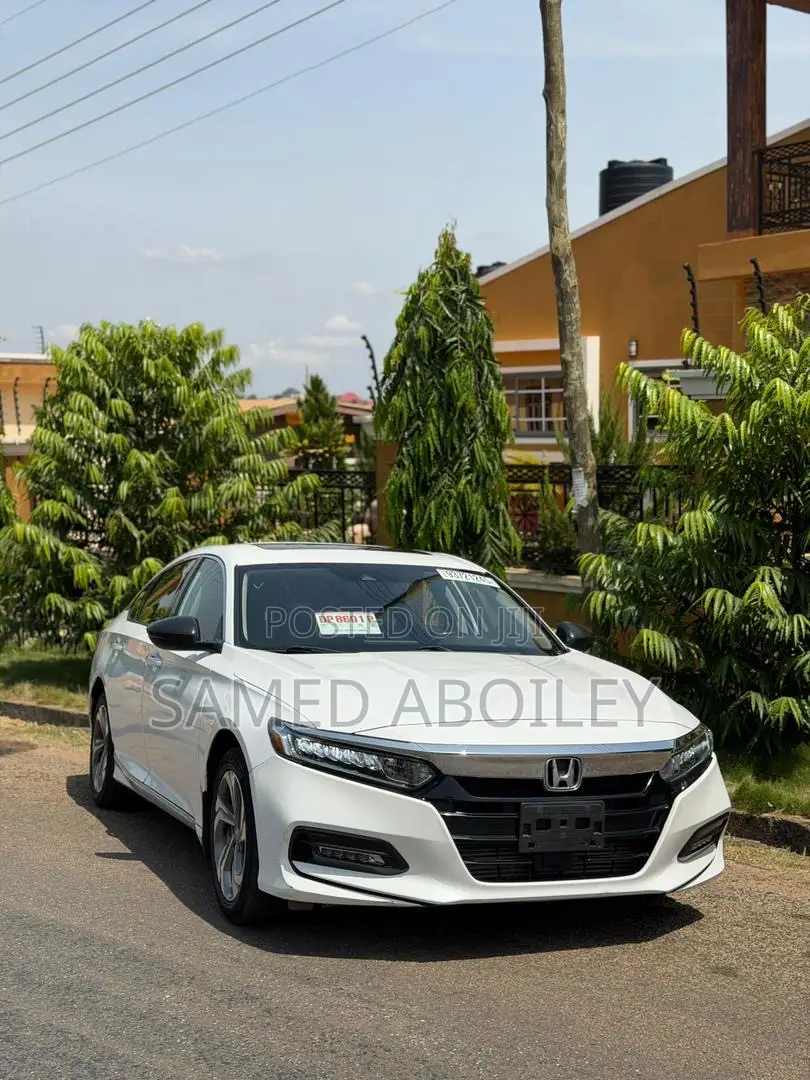 Honda Accord 2018 White
