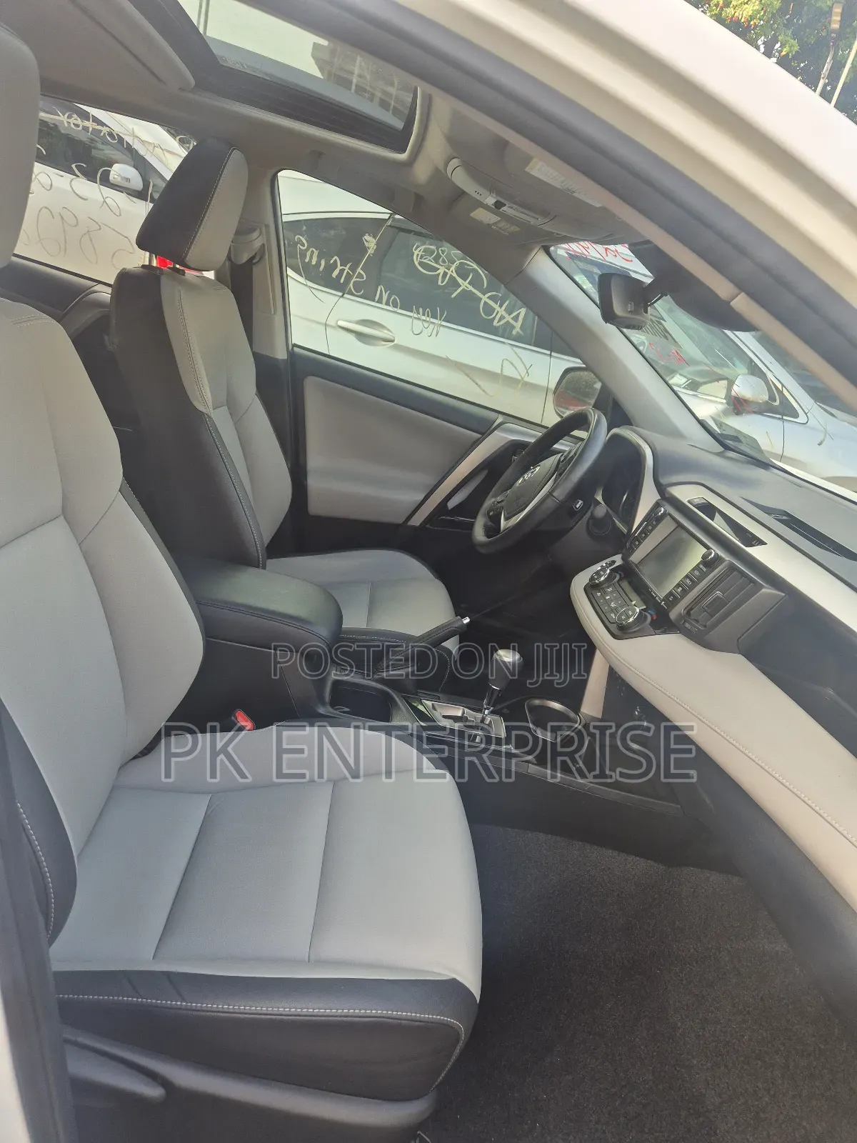 Toyota RAV4 2018 White